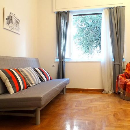Cosy And Comfortable Apartment In The City Center Athen Exterior foto