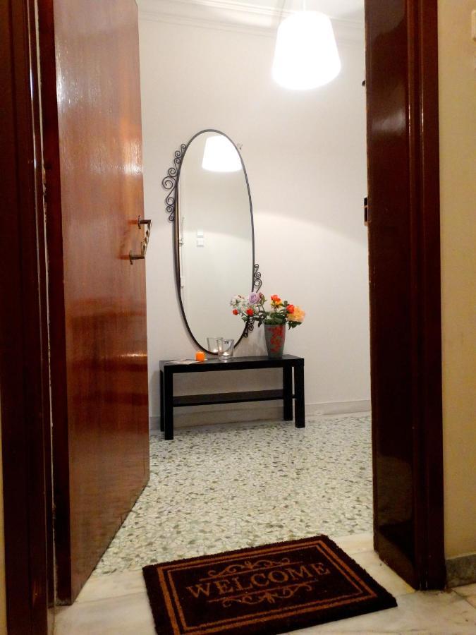 Cosy And Comfortable Apartment In The City Center Athen Exterior foto
